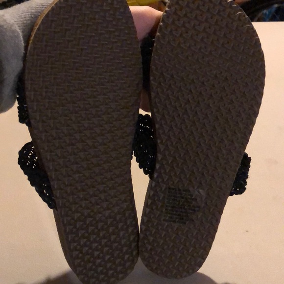 sandals - Picture 2 of 2